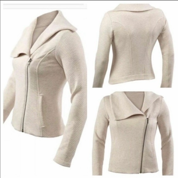 CAbi Quilted Moto Blazer - Picture 2 of 10